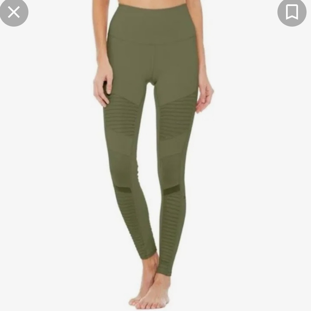 Alo Moto legging XS NWT